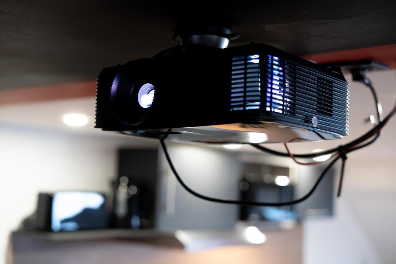 Capsule Cinema - Balneo Home Cinema Playstation 5 Βαλενσιέν Εξωτερικό φωτογραφία